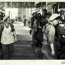 加拿大記者拍1965年中國(guó),那時(shí)當(dāng)個(gè)工人很光榮,馬車(chē)運(yùn)輸是半機(jī)械化